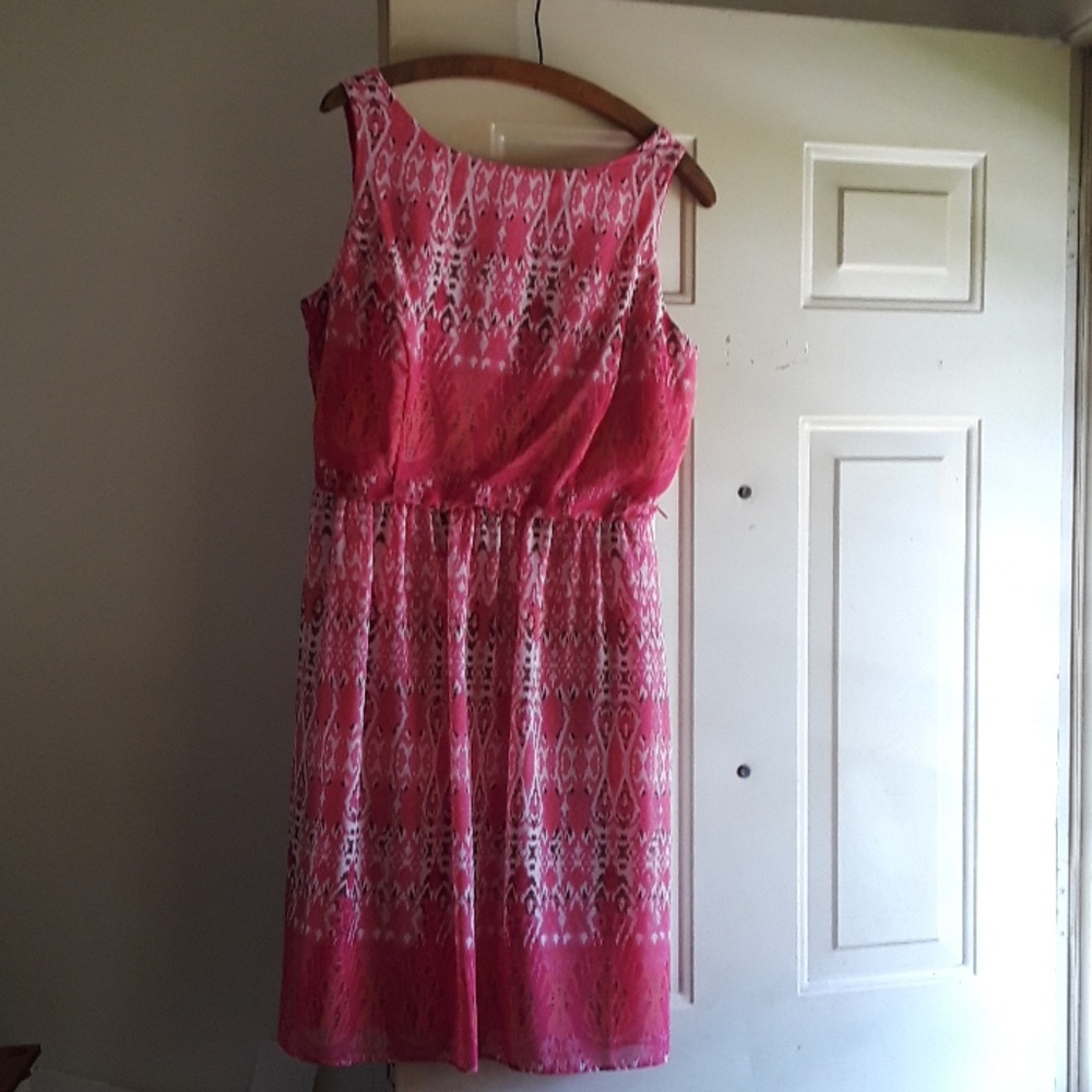 Women's Dress Barn Pink Print Dress Size 10